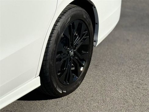 Used 2025 Honda Odyssey Sport-L image 14
