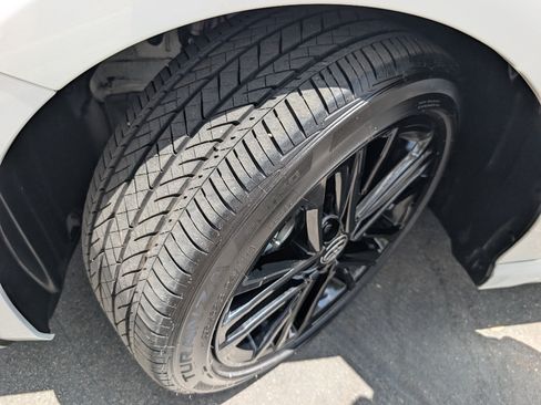 Used 2026 Toyota Camry SE FWD image 21