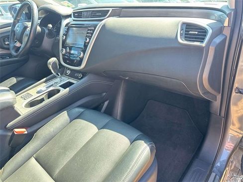 Used 2018 Nissan Murano SL w/ Midnight Edition Package image 16