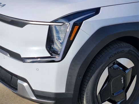 New 2026 Kia EV9 Wind image 6