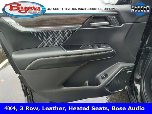 Used 2024 GMC Acadia Denali image 11