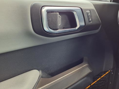 Used 2022 Ford Bronco Badlands image 22