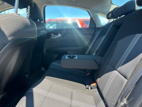 Used 2024 Kia Forte EX FWD image 32