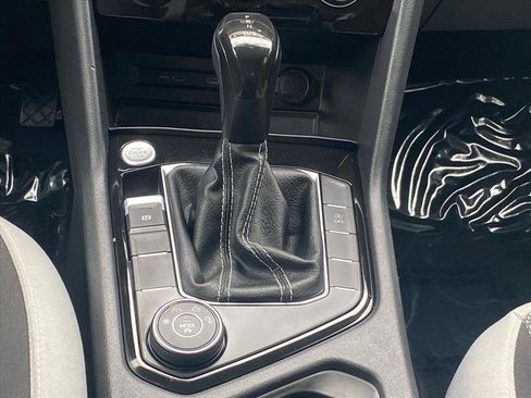 Used 2023 Volkswagen Taos S image 9