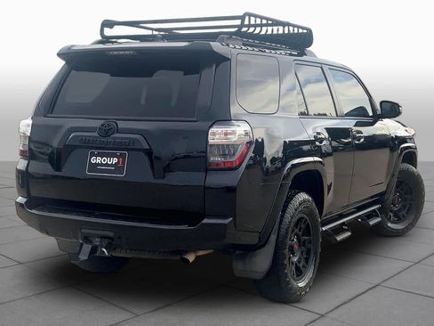 Used 2021 Toyota 4Runner Venture w/ Moonroof Package AWD/4WD image 12