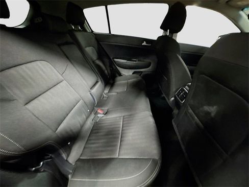 Used 2019 Kia Sportage LX image 28