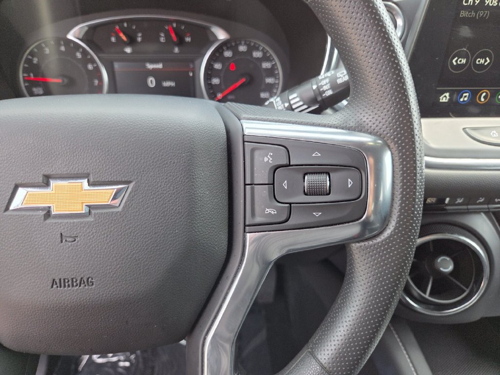 Used 2025 Chevrolet Blazer LT AWD/4WD image 34