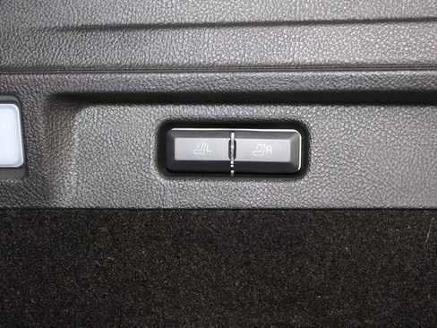 New 2026 Lincoln Corsair Premiere image 20