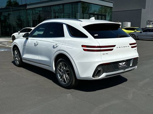 Certified 2025 Genesis GV70 2.5T w/ Advanced Package AWD/4WD image 12