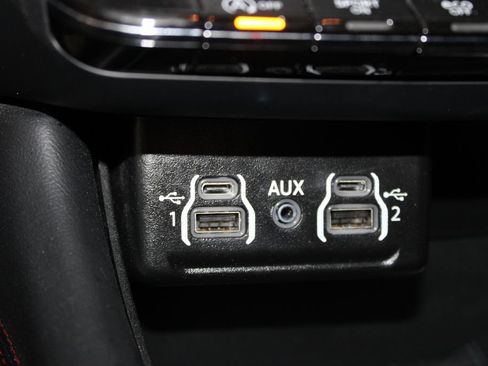 Used 2025 Dodge Durango GT AWD/4WD image 34