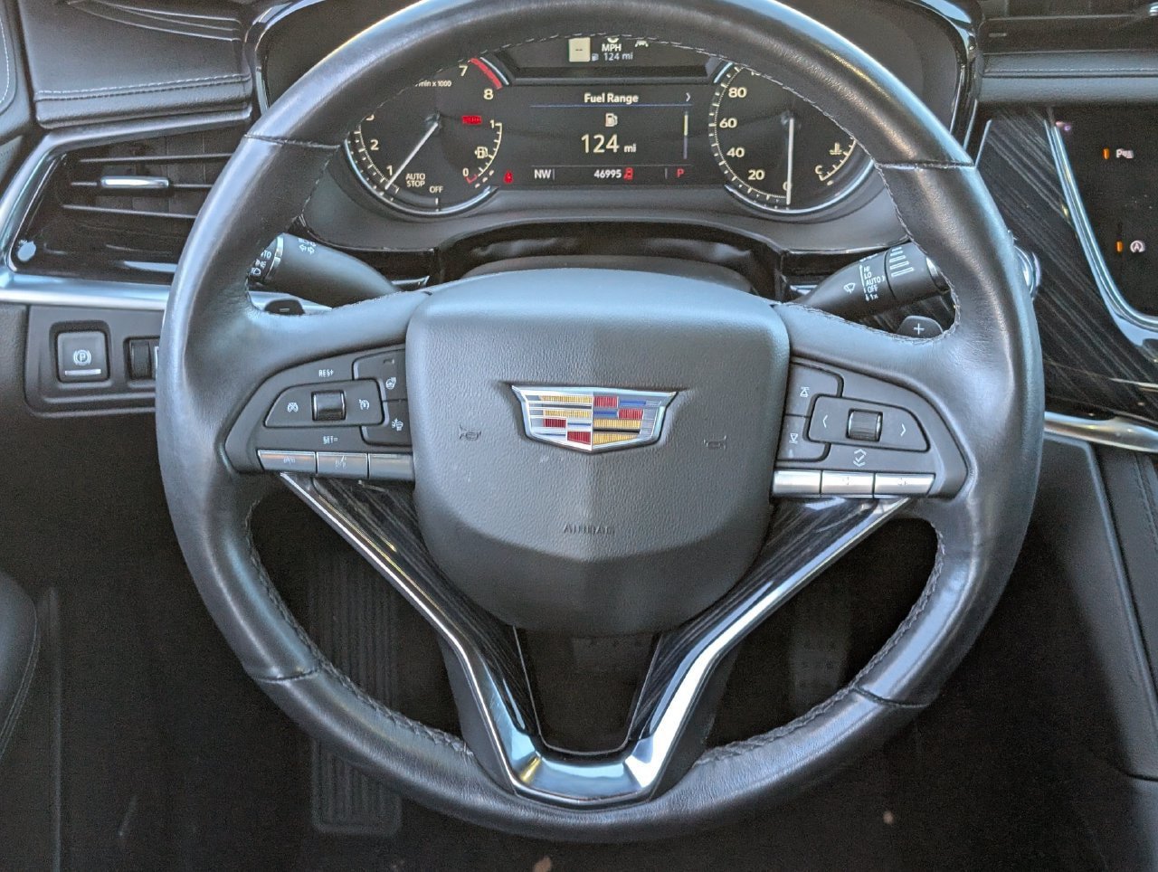 Used 2024 Cadillac XT6 Premium Luxury FWD image 11