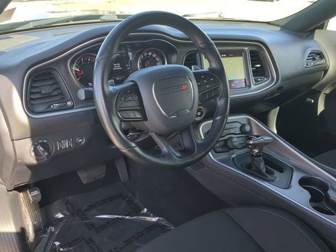 Used 2022 Dodge Challenger R/T Scat Pack w/ Driver Convenience Group image 15