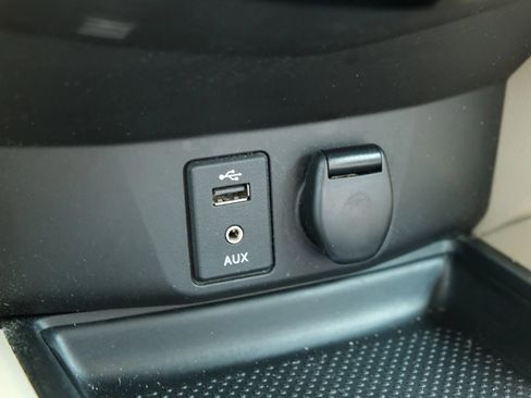 Used 2015 Nissan Rogue SL image 31