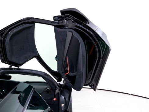 New 2025 McLaren 750S image 18