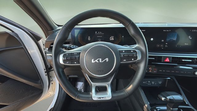Used 2025 Kia K5 GT-Line FWD image 12