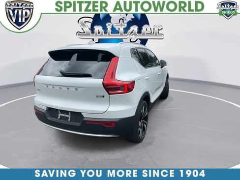 Used 2024 Volvo XC40 B5 Plus w/ Climate Package AWD/4WD image 9