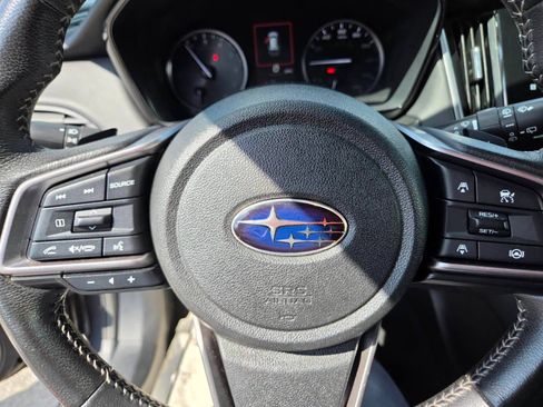 Used 2024 Subaru Outback Premium AWD/4WD image 11