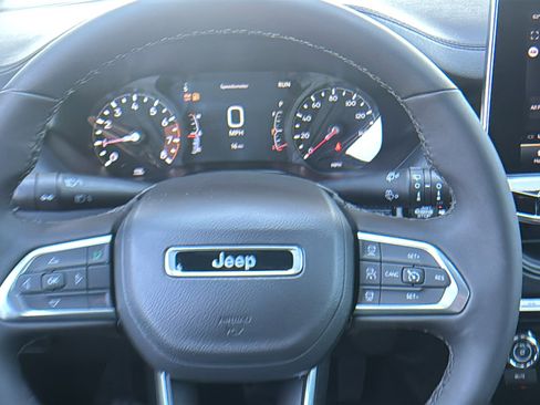 New 2026 Jeep Compass Limited image 27