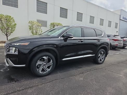 Used 2023 Hyundai Santa Fe SEL w/ Premium Package image 2