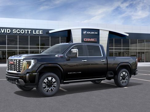 New 2026 GMC Sierra 2500 Denali w/ LPO, Black Badging Package AWD/4WD image 2