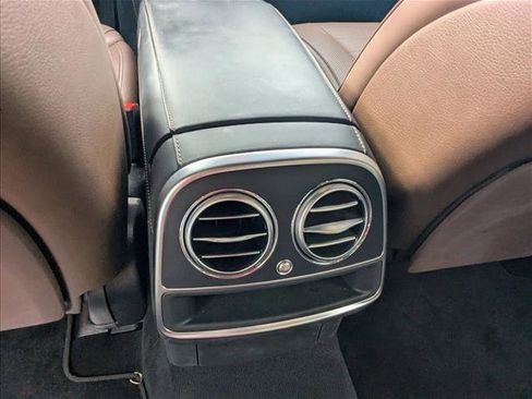 Used 2019 Mercedes-Benz S 560 4MATIC Sedan image 15