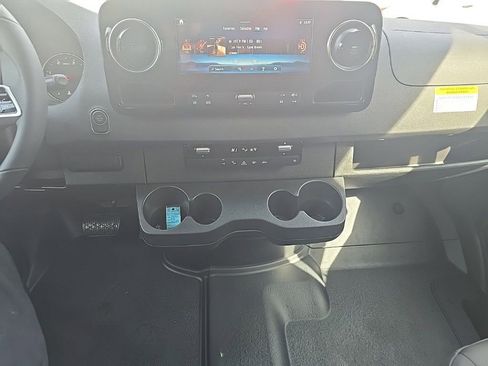 New 2025 Mercedes-Benz Sprinter 3500 image 17