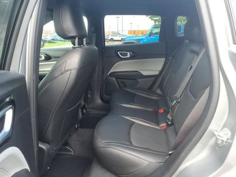 Used 2023 Jeep Compass Limited AWD/4WD image 13