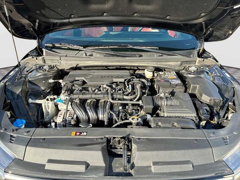 Used 2025 Kia K4 GT-Line w/ GT-Line Premium Package image 37