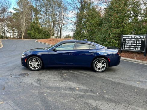 Used 2015 Dodge Charger SXT w/ Rallye Group image 4