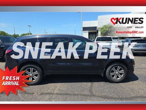 Used 2015 Chevrolet Traverse LT AWD/4WD image 6