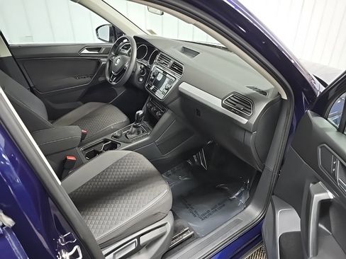 Used 2021 Volkswagen Tiguan S image 15