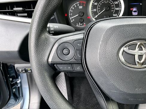 Used 2022 Toyota Corolla LE w/ Body Protection Package (TMS) FWD image 23