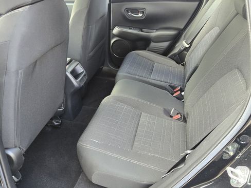 Used 2024 Honda HR-V LX image 11