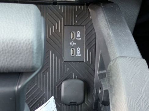 New 2025 Toyota Tacoma SR5 image 15