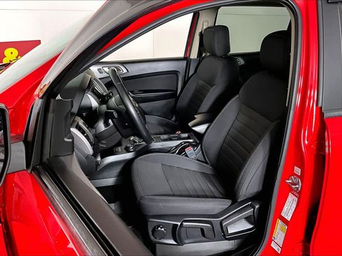 Used 2022 Ford Ranger XLT w/ Equipment Group 301A Mid image 16