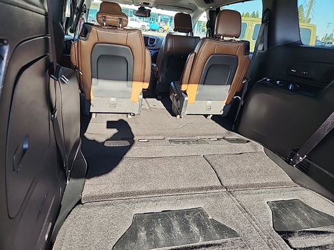 Used 2017 Chrysler Pacifica Limited w/ Advanced Safetytec Group image 6