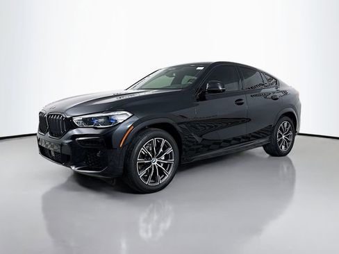 Used 2022 BMW X6 xDrive40i w/ Executive Package image 3