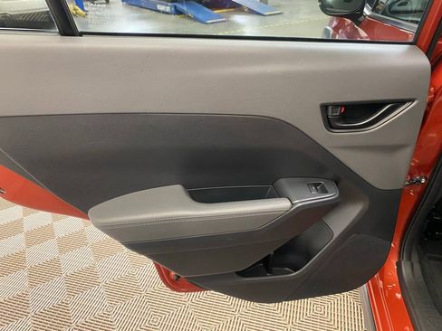 Used 2024 Subaru Crosstrek 2.0i Premium w/ Crosstrek Mirror Package AWD/4WD image 15