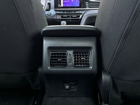 Used 2025 Toyota Camry LE image 12