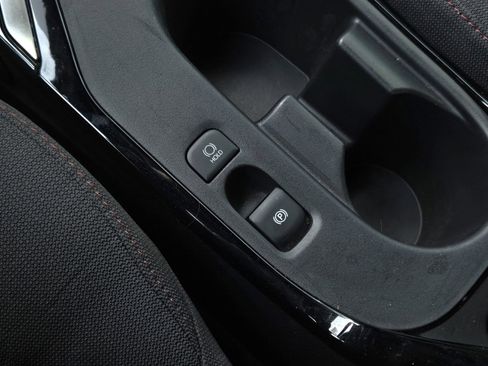 Certified 2025 Toyota Corolla SE image 17