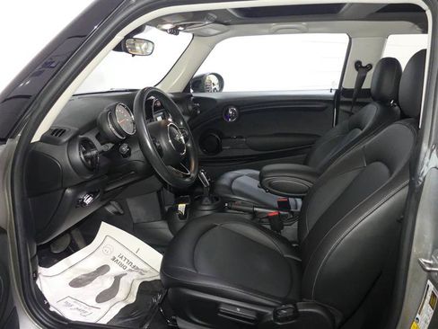 Used 2020 MINI Cooper 2-Door Hardtop w/ Storage Package FWD image 20