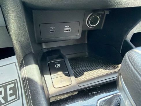Used 2023 Nissan Kicks SV FWD image 24
