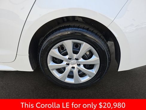 Used 2024 Toyota Corolla LE FWD image 46