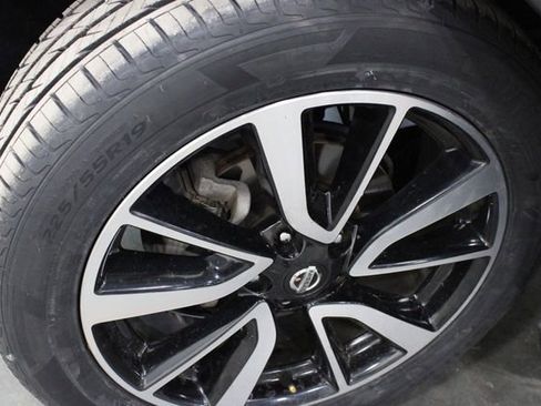 Used 2020 Nissan Rogue SL image 44