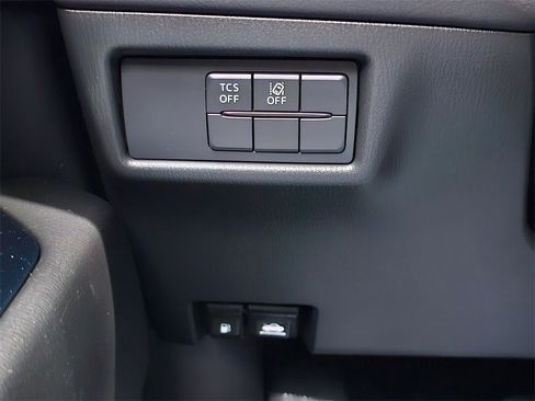 Used 2018 MAZDA CX-5 Touring image 26