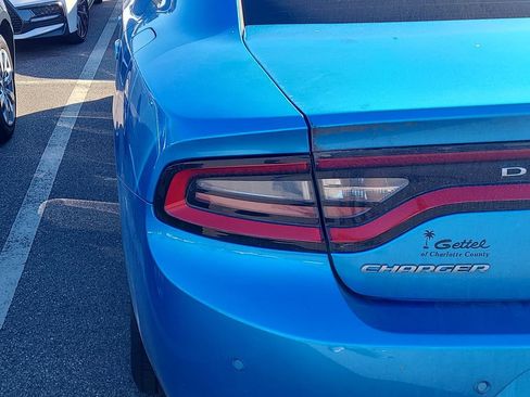Used 2023 Dodge Charger SXT image 7