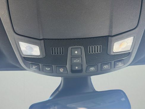 Used 2020 Ford Edge ST w/ Cold Weather Package image 41