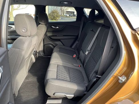 Used 2019 Chevrolet Blazer LT FWD image 24
