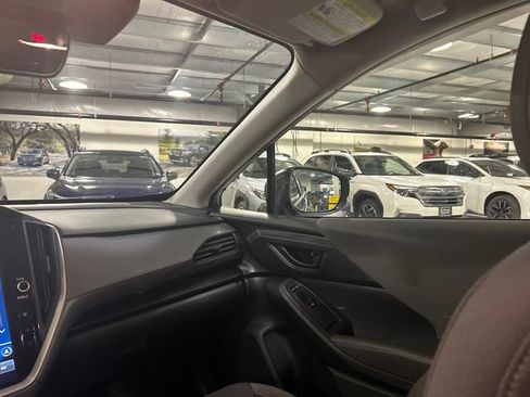 Certified 2025 Subaru Crosstrek 2.0i Premium image 25