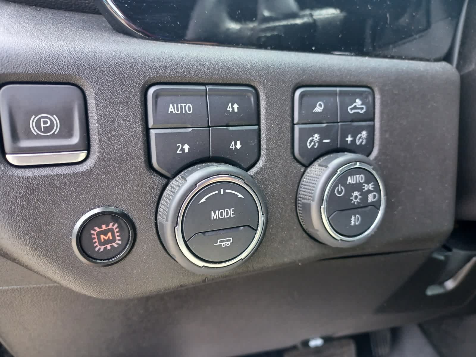 Used 2022 Chevrolet Silverado 1500 RST AWD/4WD image 16